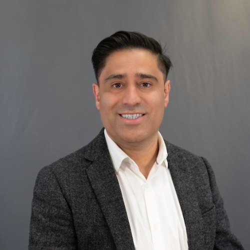 Eduardo Navarrete Headshot